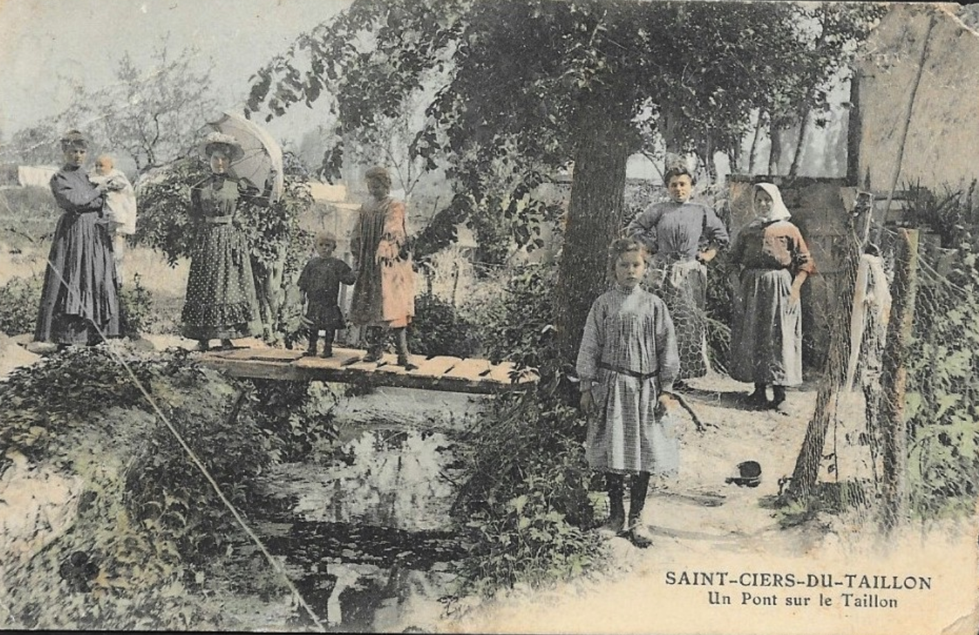 Passerelle sur le Taillon